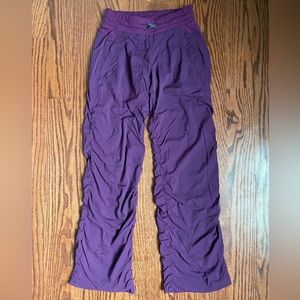 Ivivva Girls Active Pants- purple color, size 10